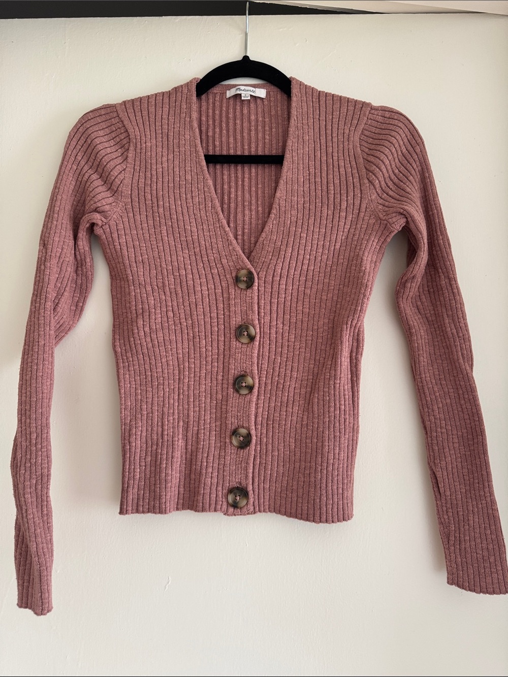 Madewell Ribbed V-Neck Button Cardigan in Dusty Rose